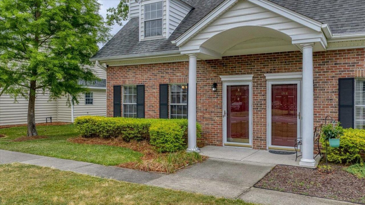 4816 Habersham Lane Photo 12