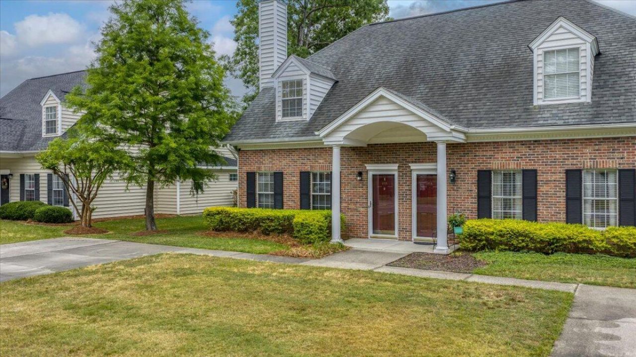 4816 Habersham Lane Photo 13