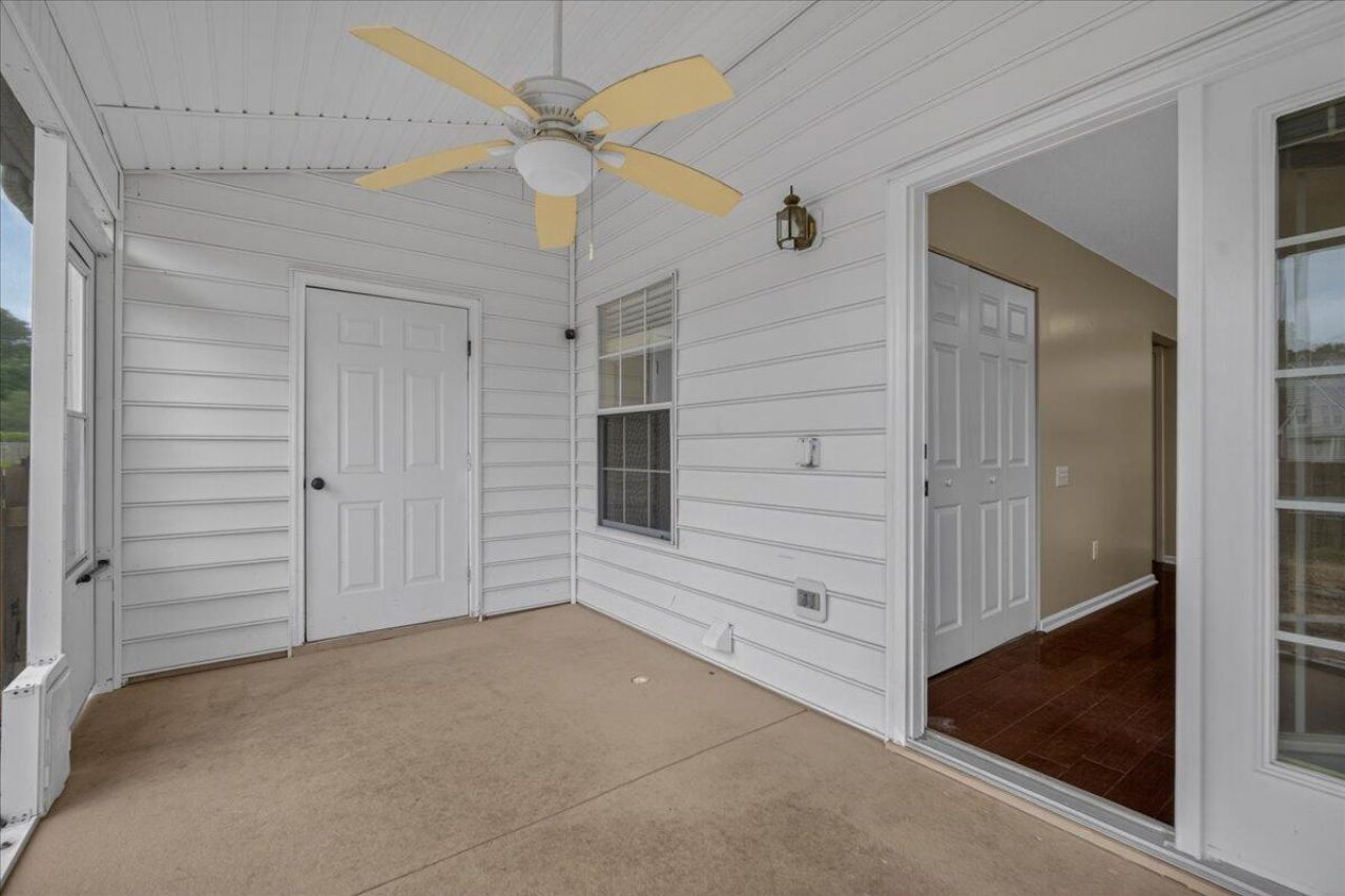 4816 Habersham Lane Photo 27