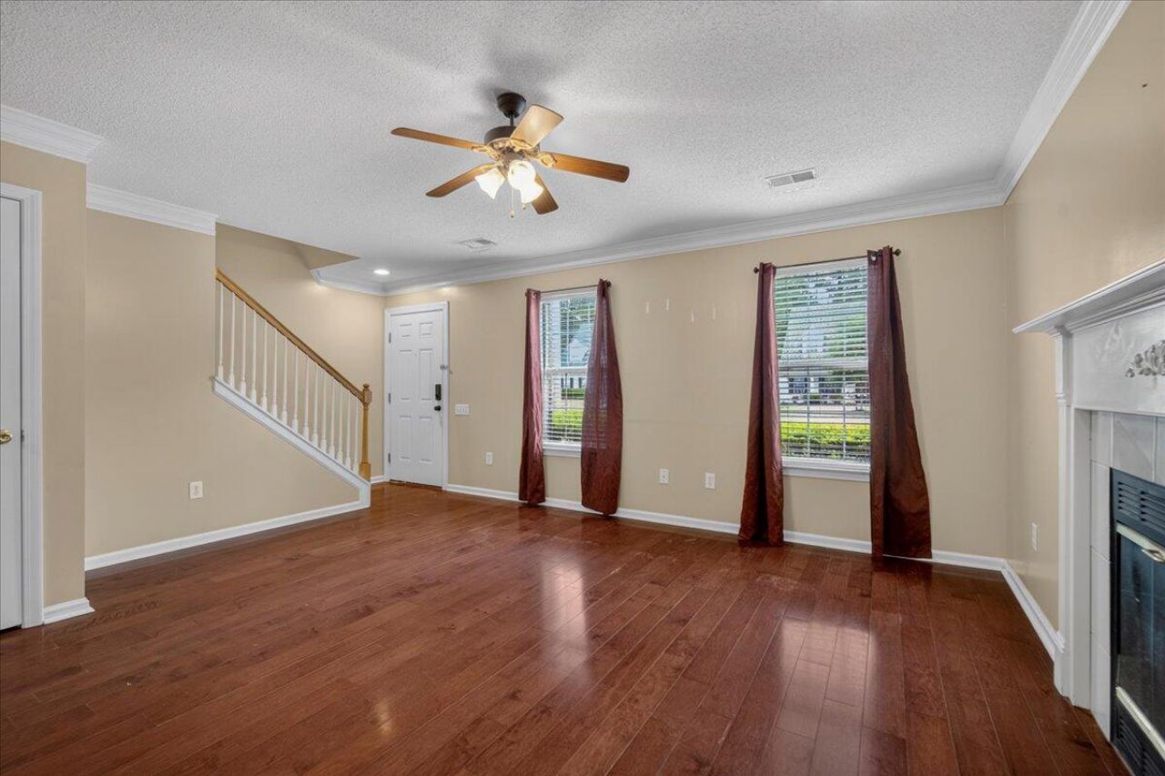 4816 Habersham Lane Photo 4