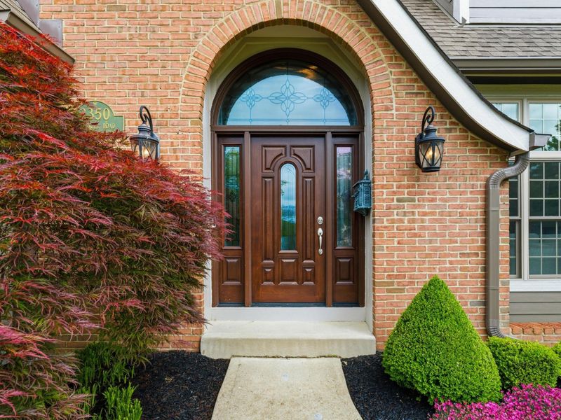 2350 Zollinger Road, Upper Arlington, OH 43221 Photo 8