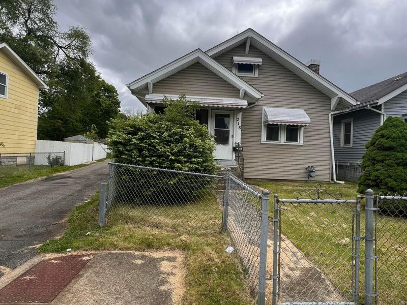 218 Belvidere Avenue , Columbus, OH 43223 Photo 3