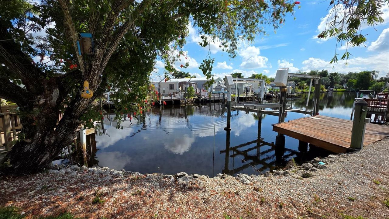 123 6th Street, Punta Gorda, FL 33982 Photo