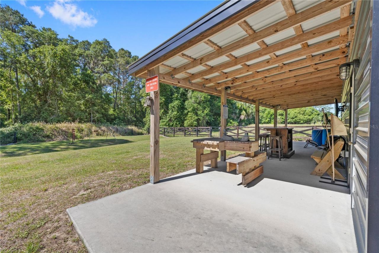 22250 Deer Park Avenue, Eustis, FL 32736 Photo