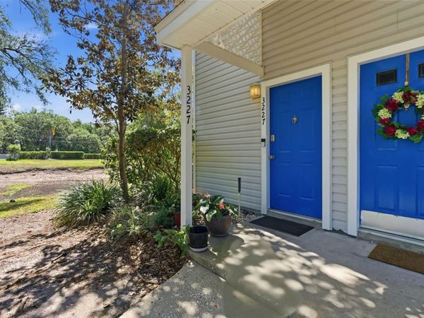 3227 VALLEY OAKS DRIVE, Unit N/A, TAMPA, FL 33618