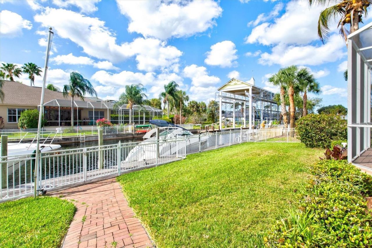 4714 Mainsail Drive, Bradenton, FL 34208 Photo