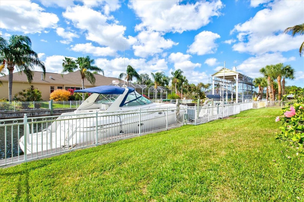 4714 Mainsail Drive, Bradenton, FL 34208 Photo