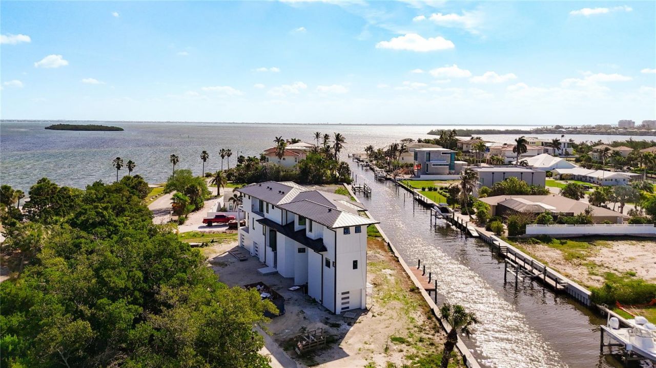 530 Jessmyth Drive, Longboat Key, FL 34228 Photo