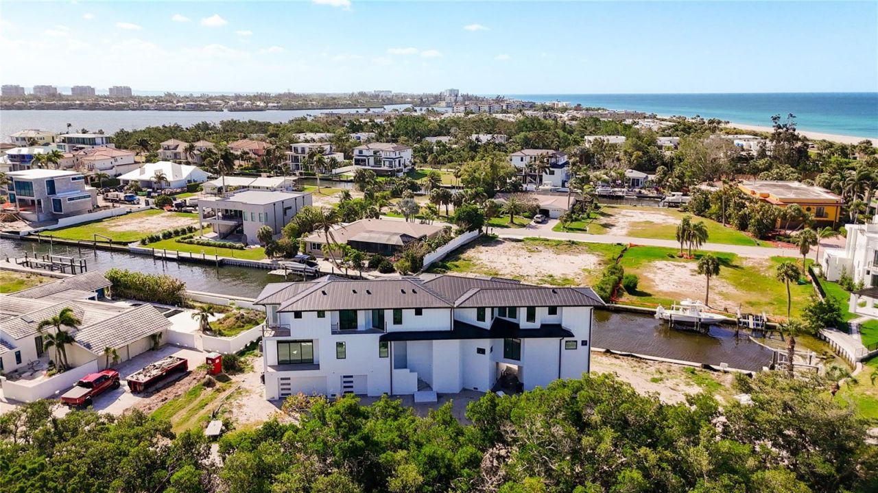 530 Jessmyth Drive, Longboat Key, FL 34228 Photo