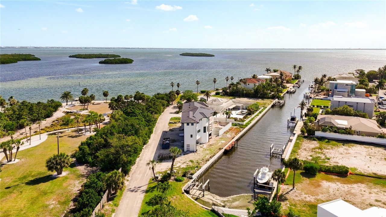530 Jessmyth Drive, Longboat Key, FL 34228 Photo
