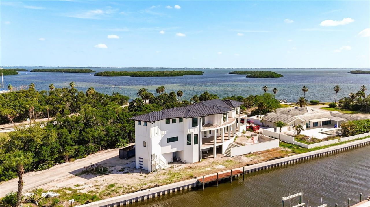 530 Jessmyth Drive, Longboat Key, FL 34228 Photo