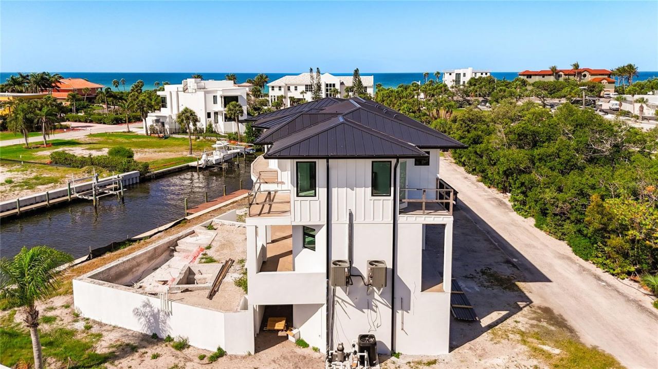 530 Jessmyth Drive, Longboat Key, FL 34228 Photo