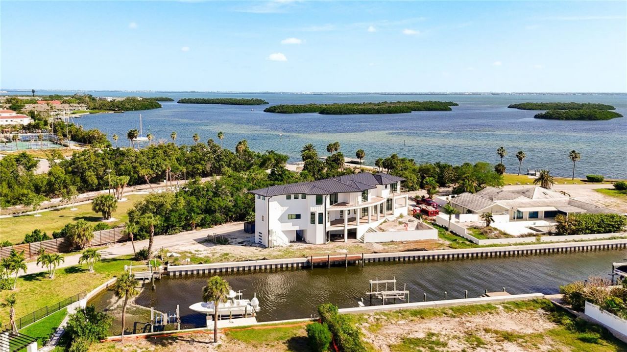 530 Jessmyth Drive, Longboat Key, FL 34228 Photo