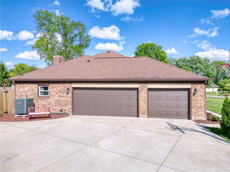 1153 Beryl Trail, Dayton, OH 45459 Photo 6