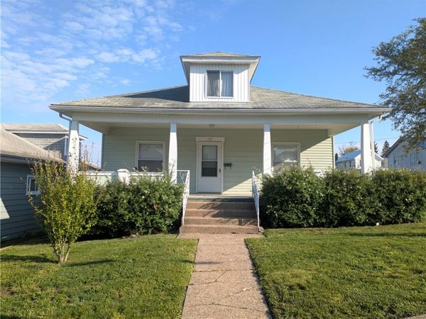 727 N 1st Street, Jeannette, PA 15644