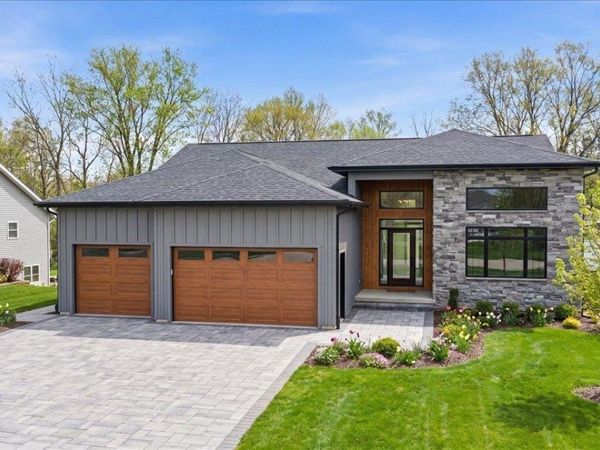 1725 Timberline Drive, Evansdale, IA 50707