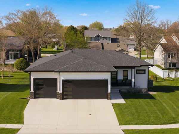 1803 Reese Road, Cedar Falls, IA 50613