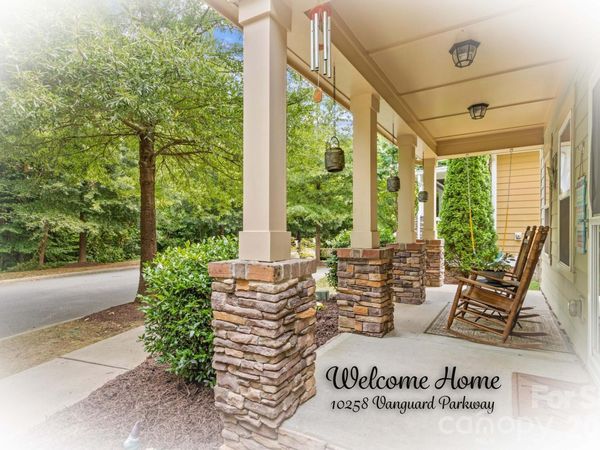 10258 Vanguard Parkway , Huntersville, NC 28078
