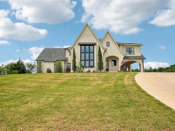 3387 Red Ridge Drive, Blanchard, OK 73010