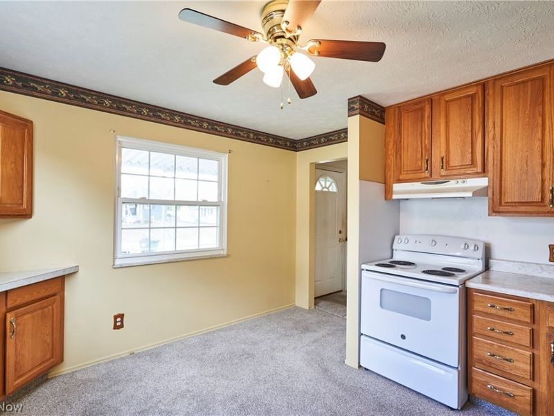 Barberton, OH 44203 Photo 6