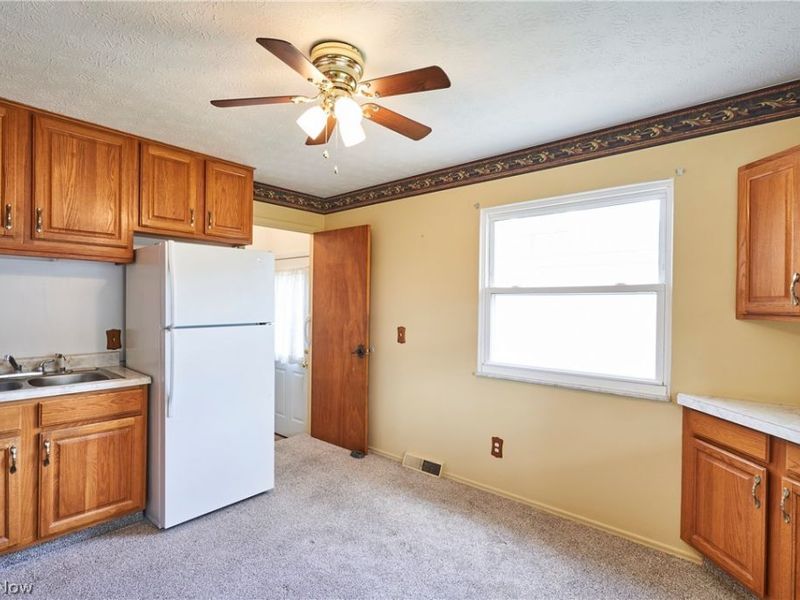 Barberton, OH 44203 Photo 7