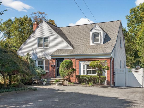3 Hillside Avenue , Suffern, NY 10901