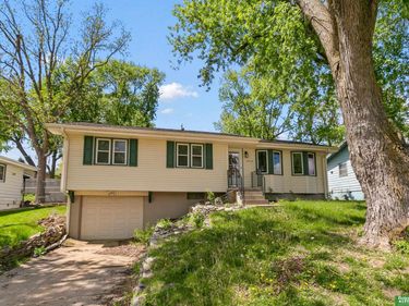 4216 N 91st Street , Omaha, NE 68134