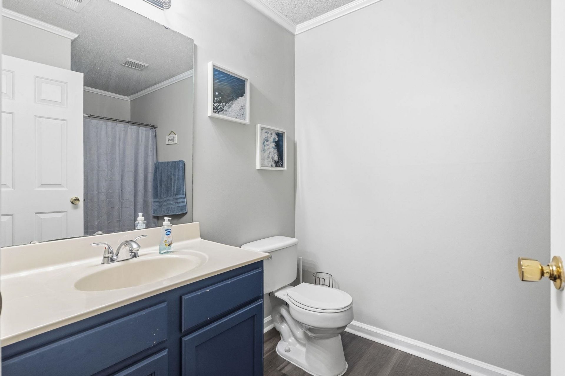 4251 Villas Dr. Photo 16
