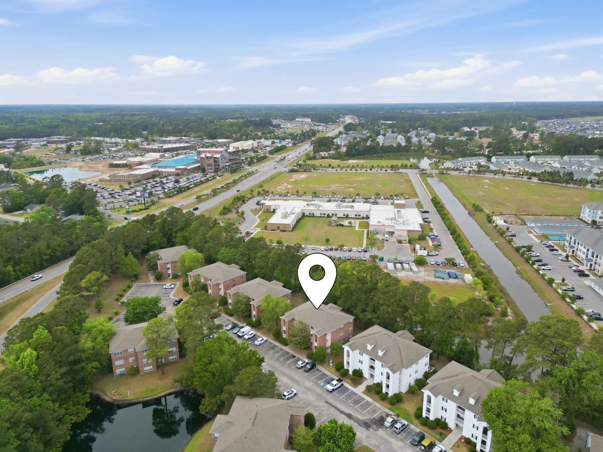 4251 Villas Dr. Photo 24