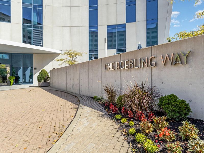 1 Roebling Way, Unit 304, Covington, KY 41011 Photo 1