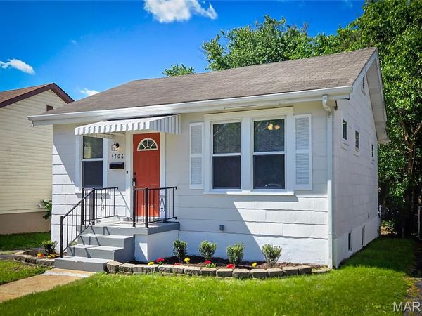 4706 Tesson Street , St Louis, MO 63116