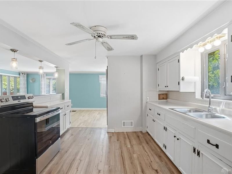 3115 Lenox Drive, Kettering, OH 45429 Photo 9