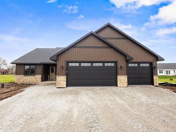 5096 ADALBERT LANE, New Franken, WI 54229