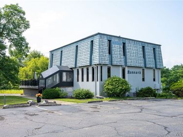 3290 California Road, Orchard Park, NY 14127