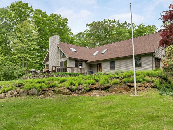490 Clough Road, Pittsfield, NH 03263