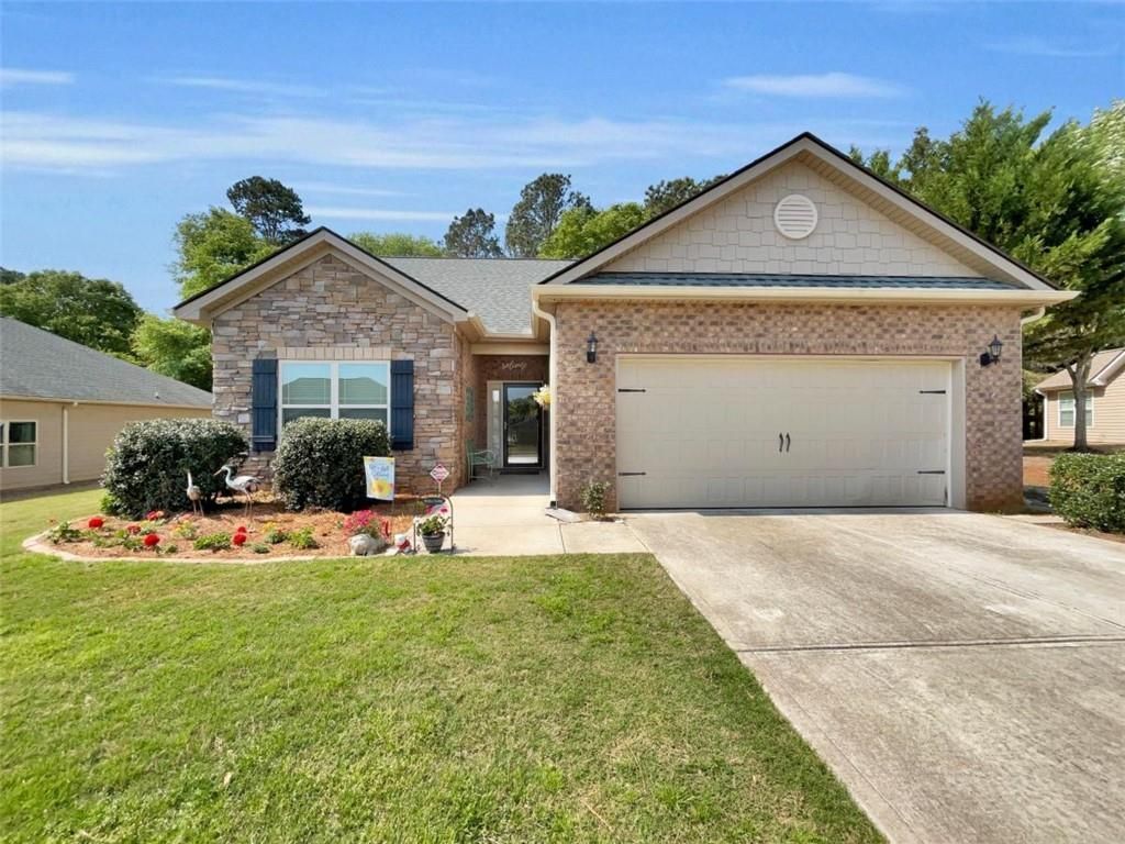 155 Carrington Drive, Commerce, GA 30529 Main Photo