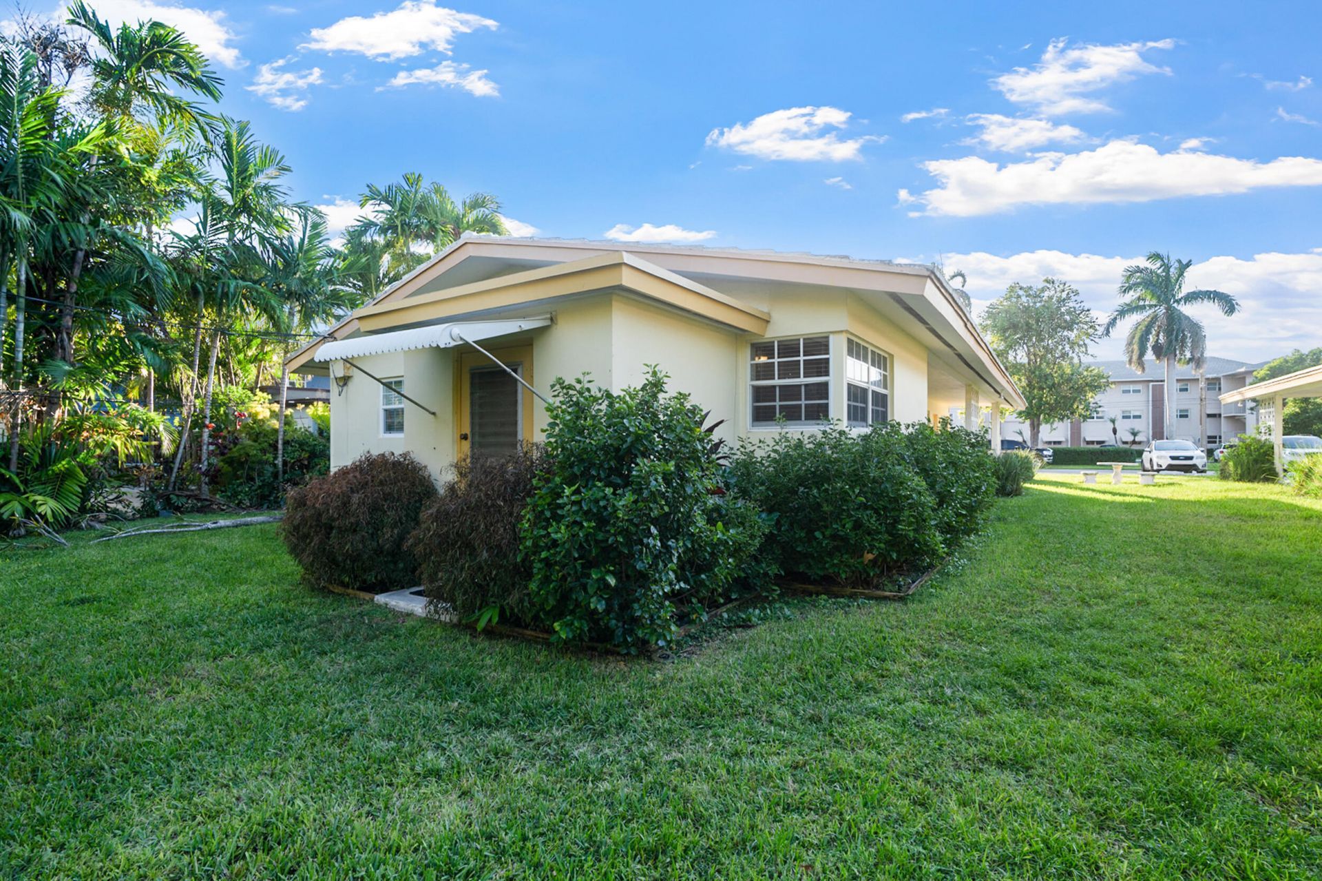 742 SE 19th Avenue, Deerfield Beach, FL 33441 Photo