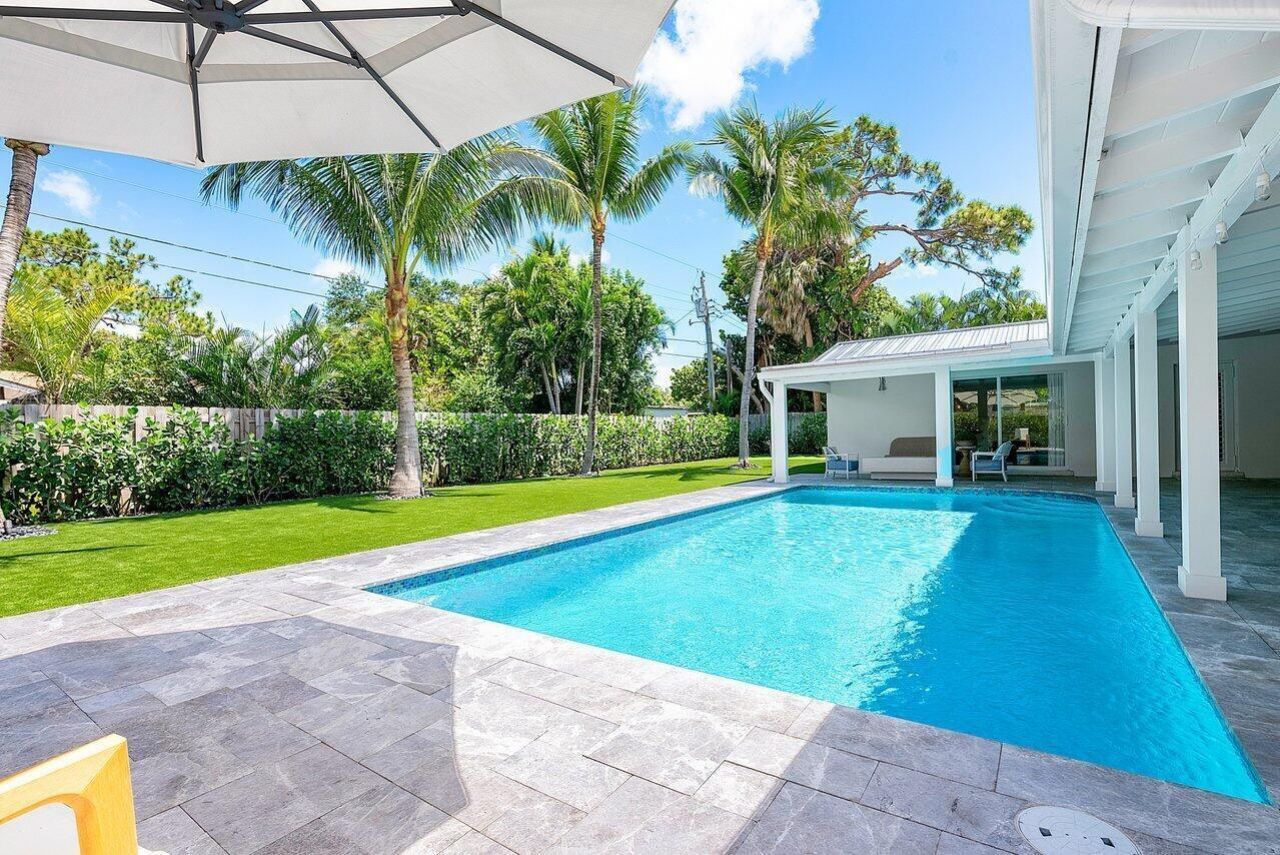 911 SW 27th Terrace, Boynton Beach, FL 33435 Photo