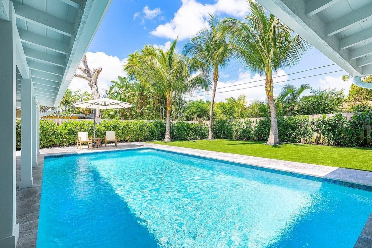 911 SW 27th Terrace, Boynton Beach, FL 33435 Photo
