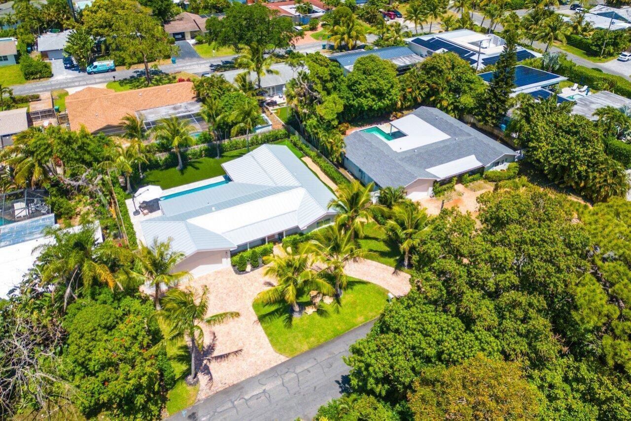 911 SW 27th Terrace, Boynton Beach, FL 33435 Photo
