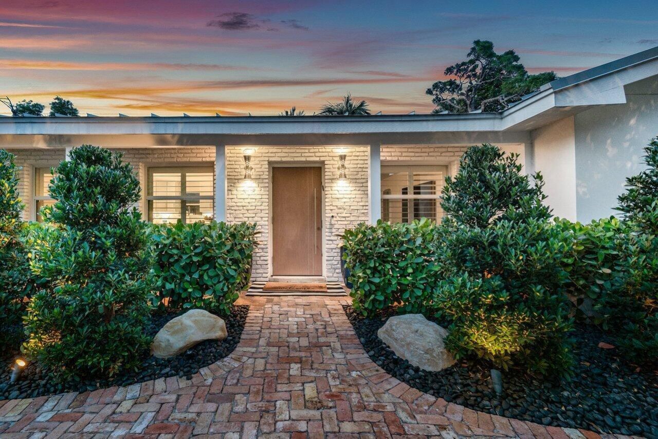 911 SW 27th Terrace, Boynton Beach, FL 33435 Photo