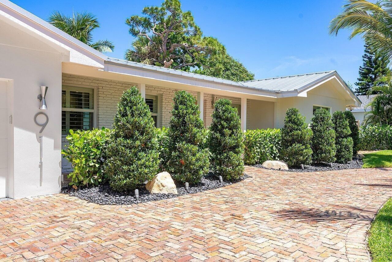 911 SW 27th Terrace, Boynton Beach, FL 33435 Photo
