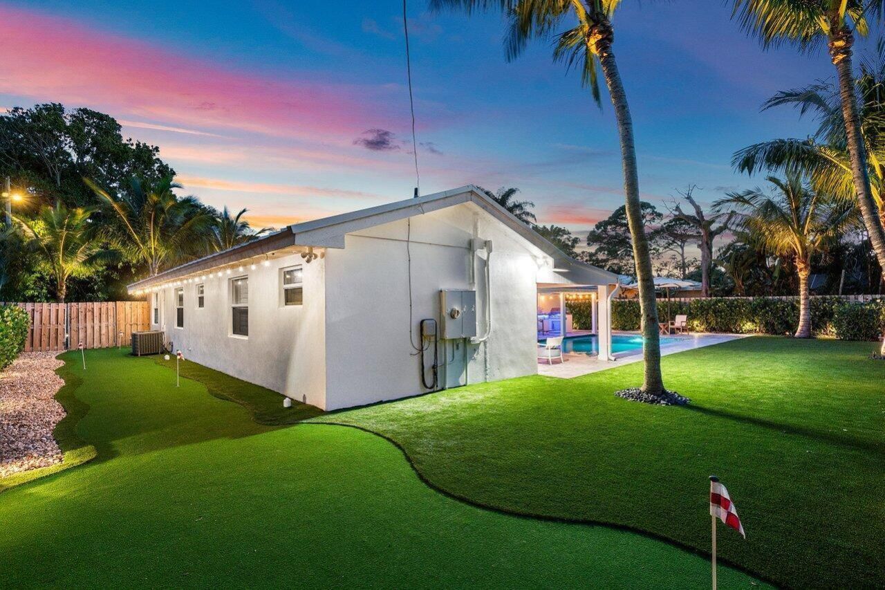 911 SW 27th Terrace, Boynton Beach, FL 33435 Photo