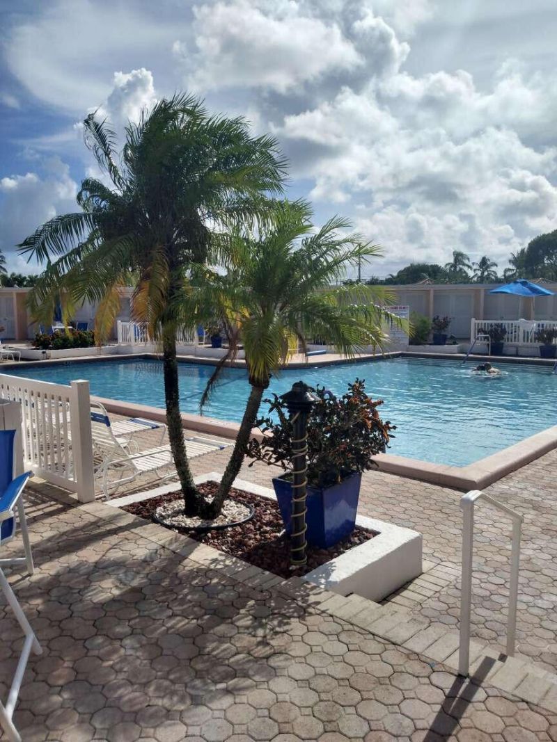 2180 NE 67th Street, Unit 721, Fort Lauderdale, FL 33308 Photo
