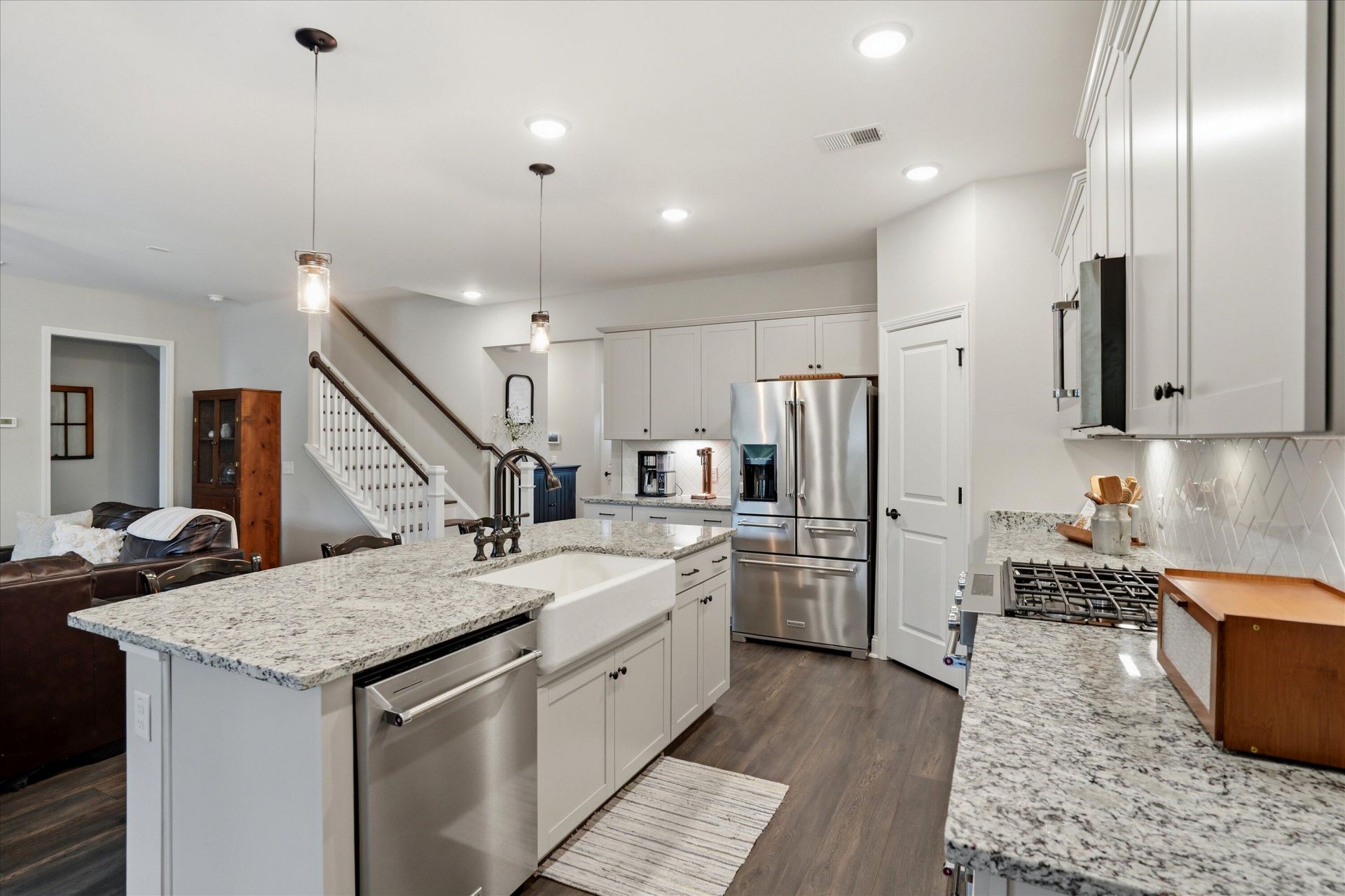 3046 Grinnell Street Photo 12