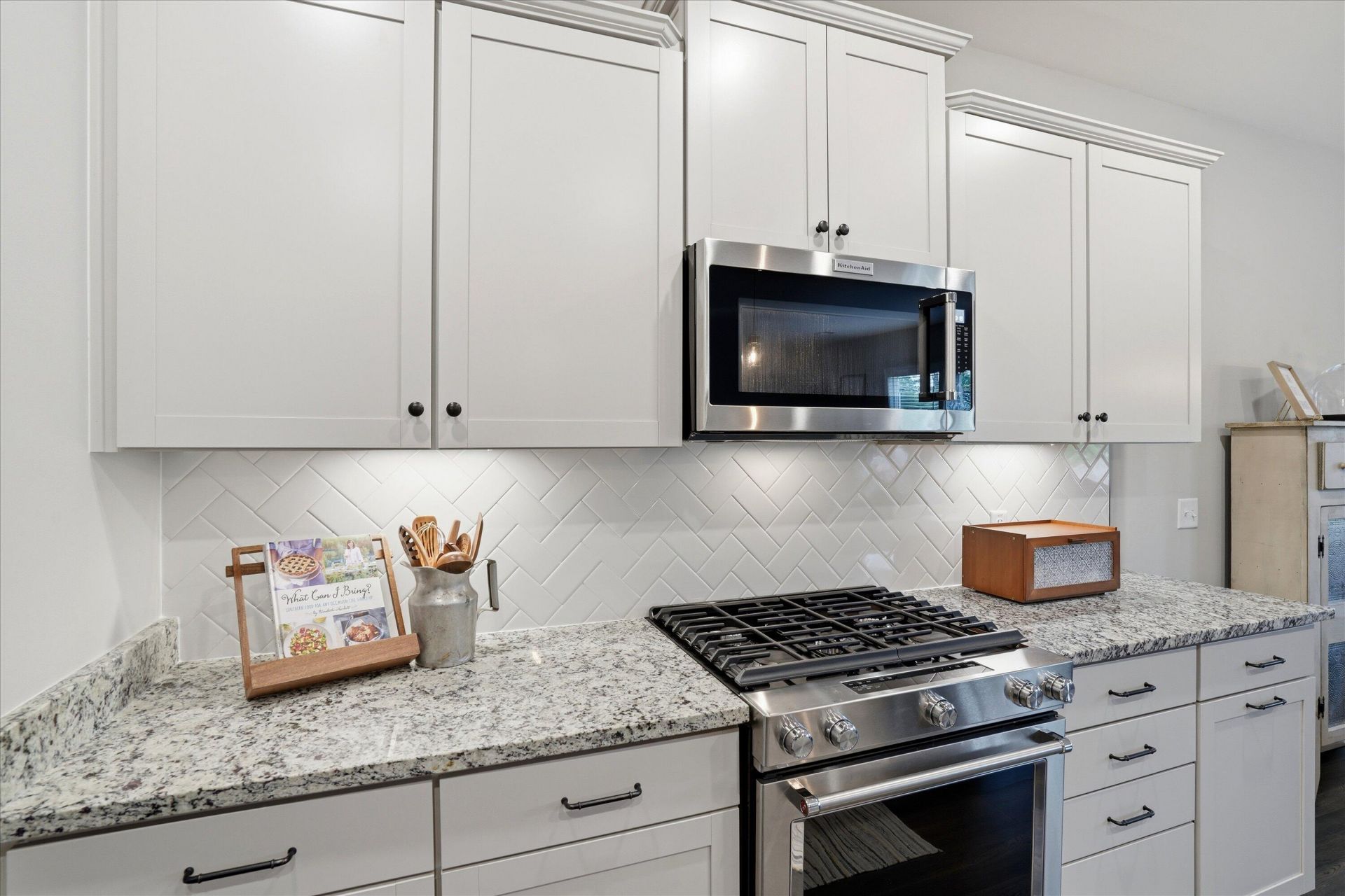 3046 Grinnell Street Photo 13
