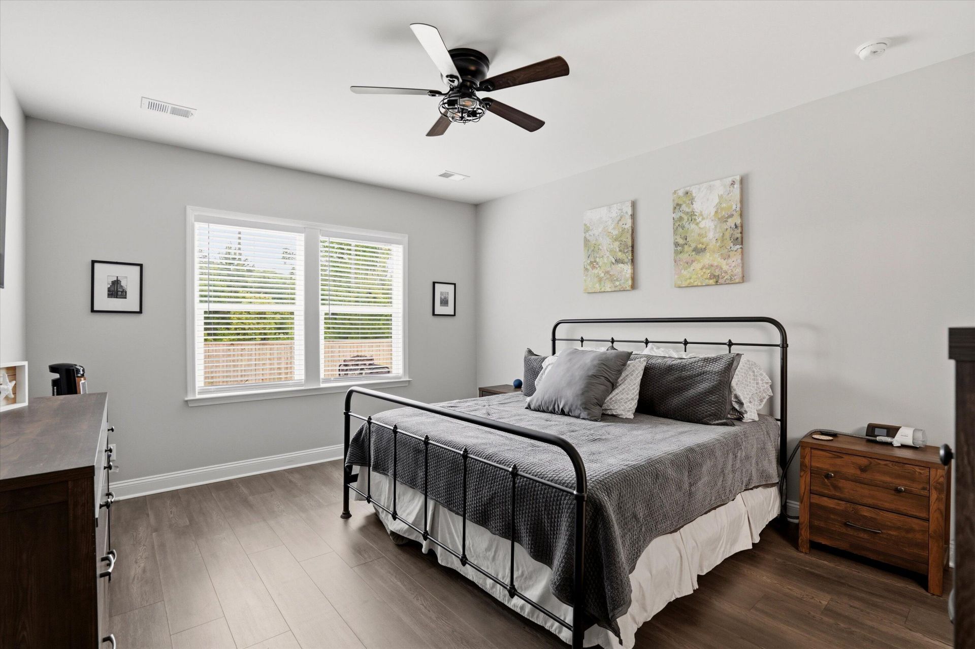 3046 Grinnell Street Photo 21