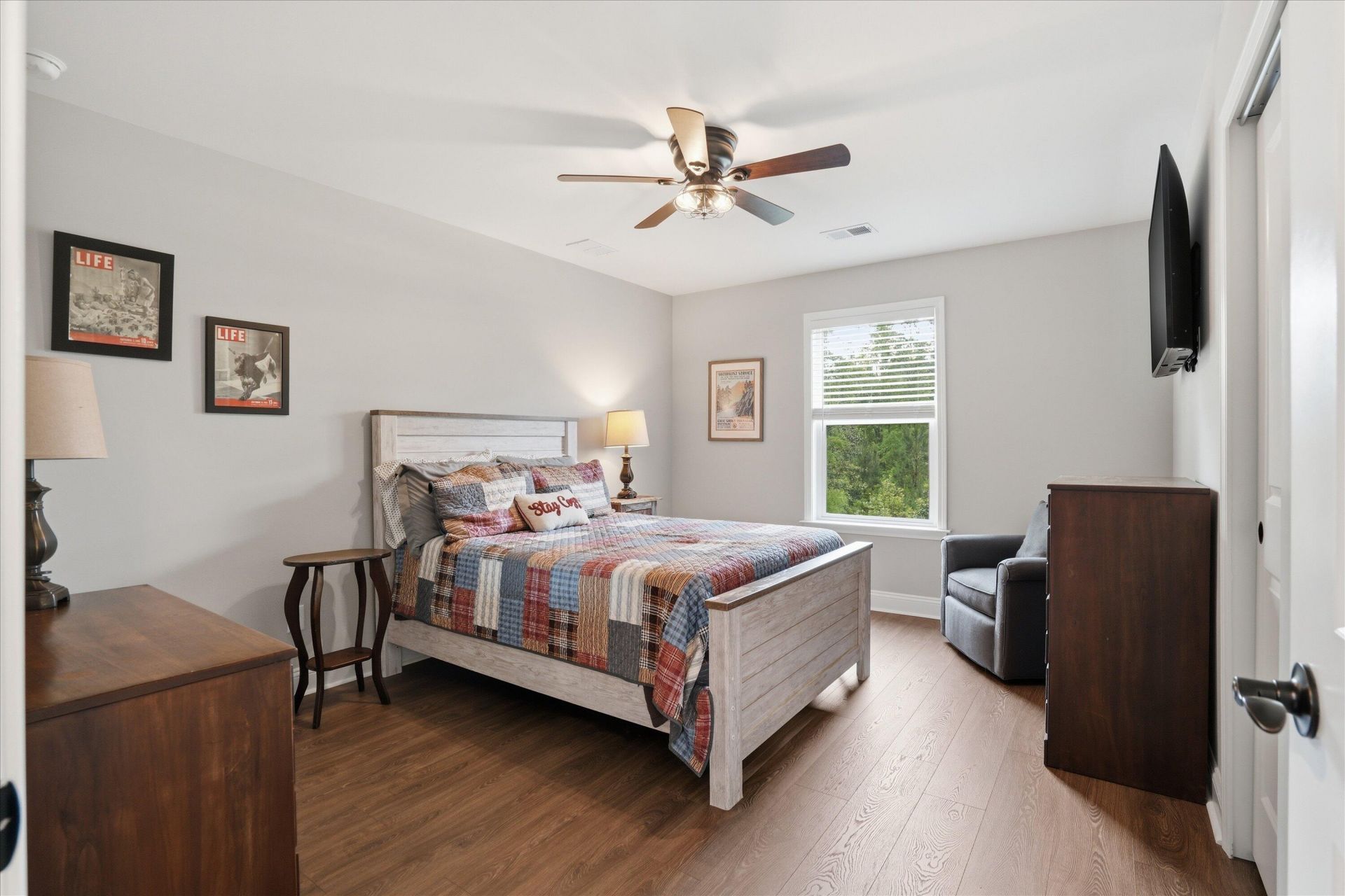 3046 Grinnell Street Photo 31