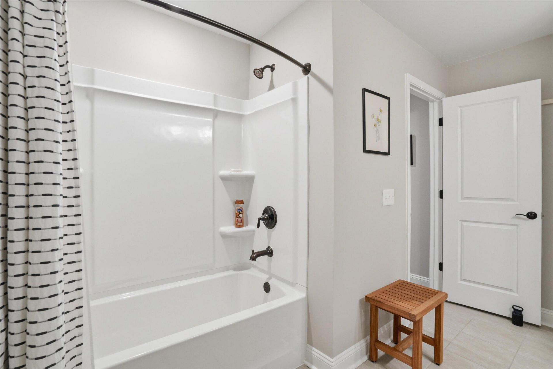 3046 Grinnell Street Photo 34
