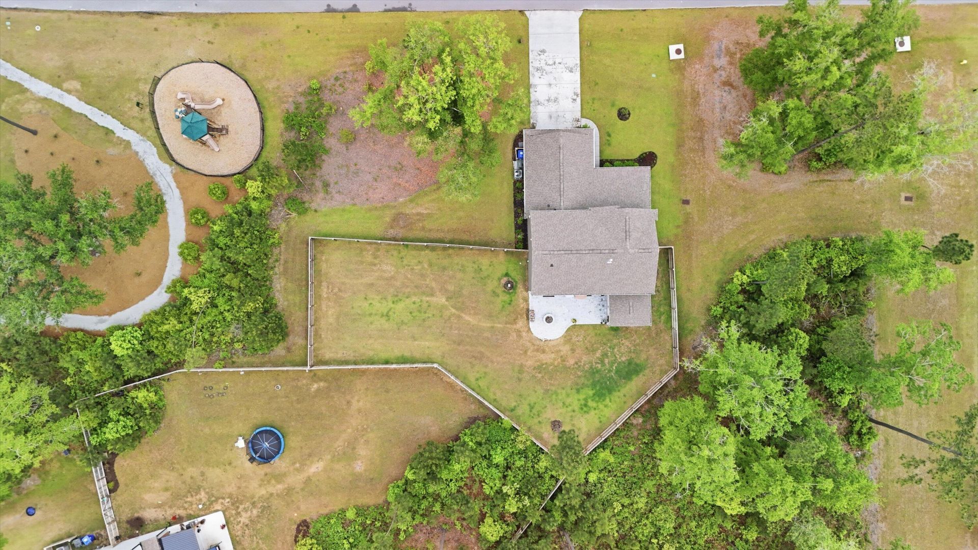 3046 Grinnell Street Photo 51